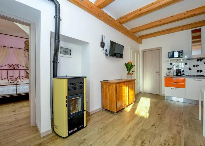 Casa Nel Borgo - Il Picchio